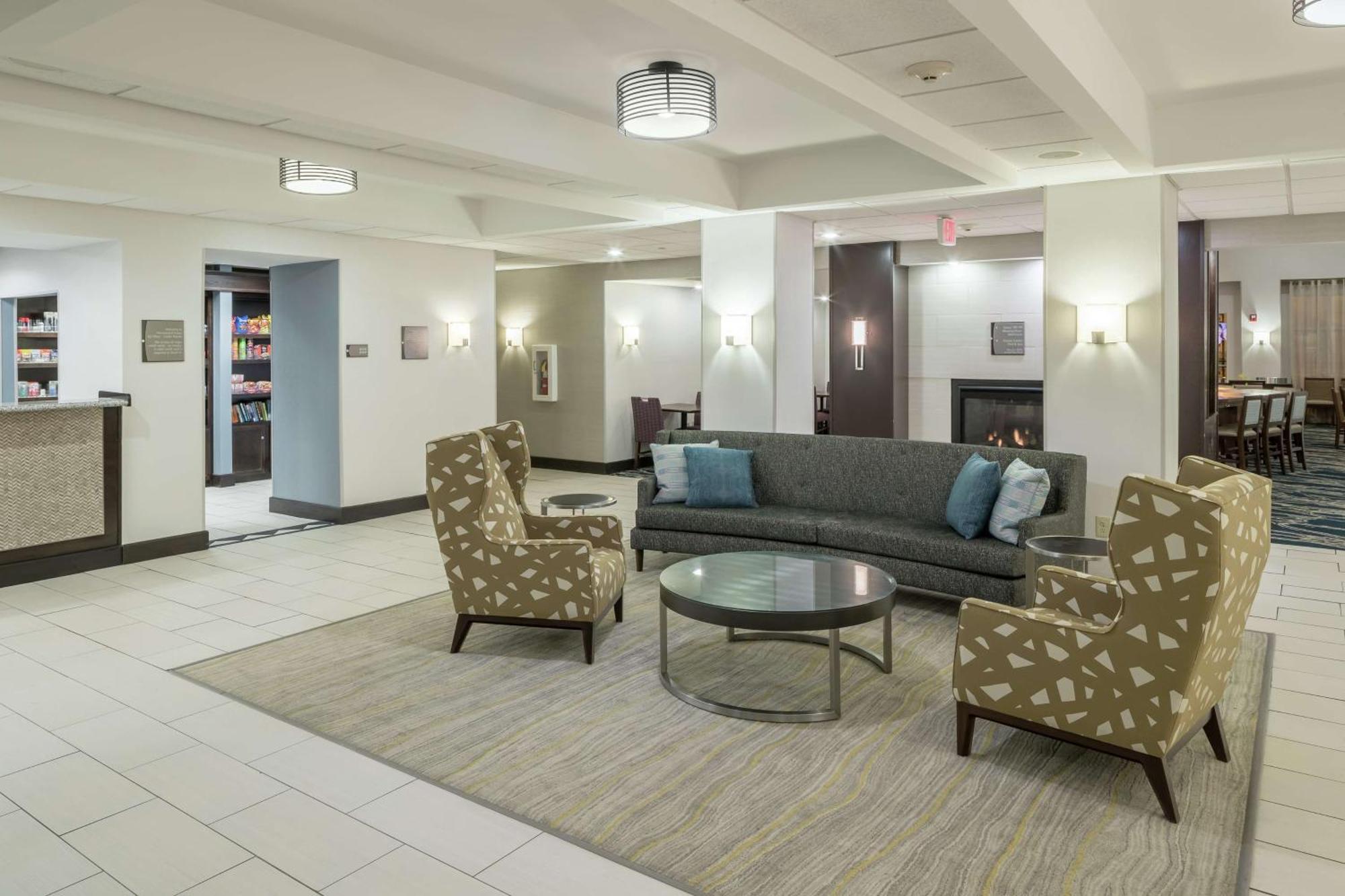 Homewood Suites By Hilton Cedar Rapids-North Ngoại thất bức ảnh