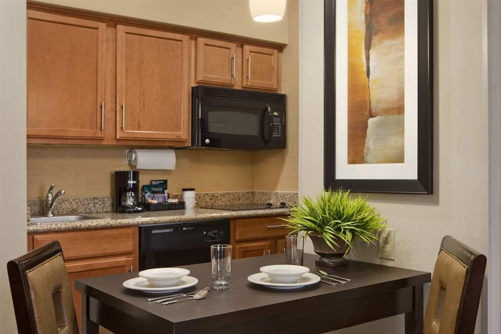 Homewood Suites By Hilton Cedar Rapids-North Phòng bức ảnh